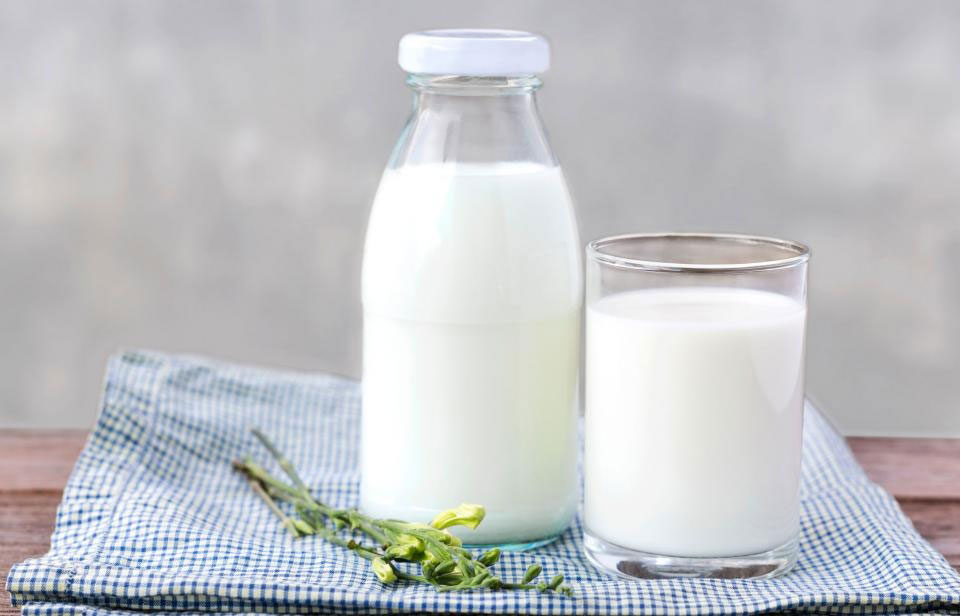 Sữa là thực phẩm không thể thiếu giúp trẻ phát triển chiều cao